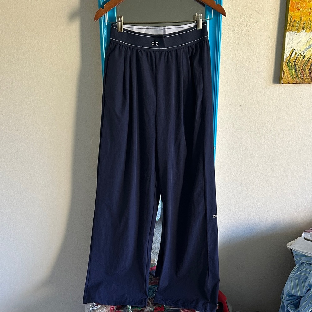 Alo Navy high waisted Blue Wide-Leg Pants
